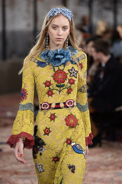 alessandro de michele gucci|alessandro michele gucci designs.